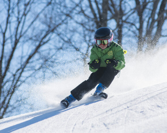 Правительство разрешило работу лыжных трасс на открытом воздухе