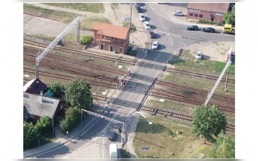С 14 марта на полгода закрывается железнодорожный переезд в Лентварисе