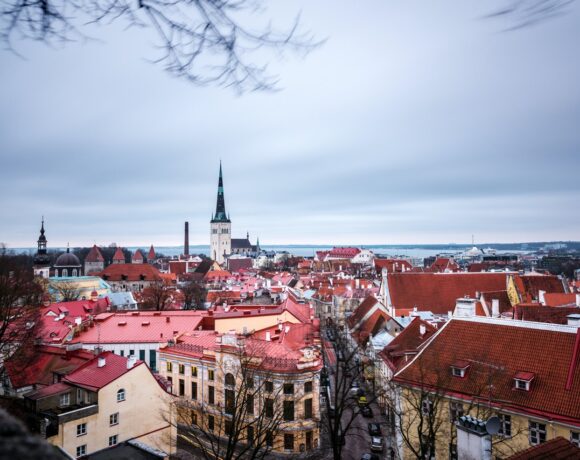 Правительство Эстонии расширило карантинные ограничения