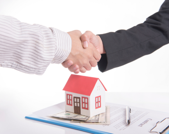 Какие документы подаются в суд для разрешения на продажу жилья?