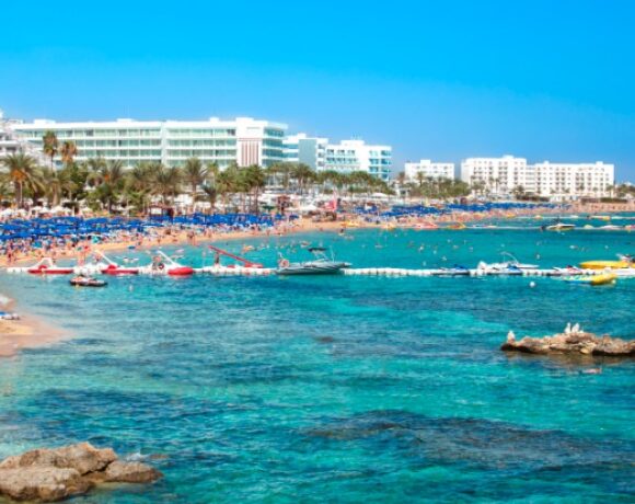 Кипр упростил правила въезда для туристов