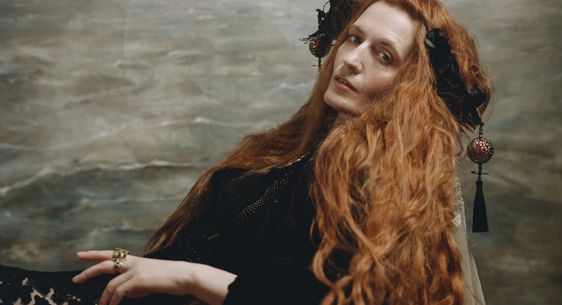 Florence and the Machine представили танцевальную лихорадку