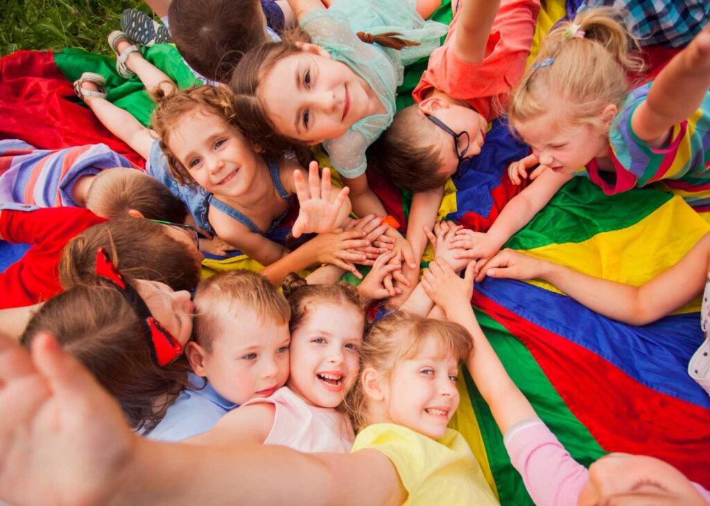 В летних лагерях отдохнут около 4000 детей из Литвы и Украины