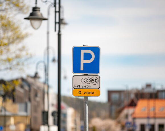 В Вильнюсе с 1 июля меняются зоны платной парковки автомобилей. Что важно знать?