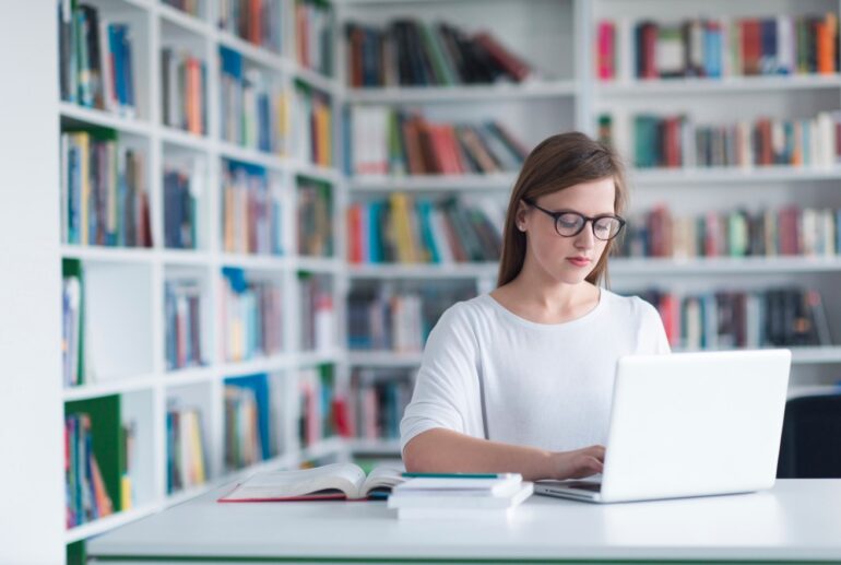 Начался зимний приём в профучилища