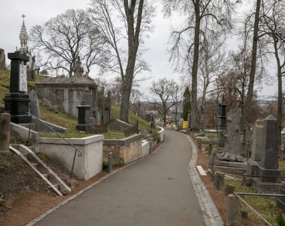 Схемы движения: ограничения, которые вводятся возле кладбищ перед Днем всех святых