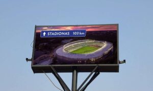 «Стадион 103 км», Вильнюс включает отопление, поиск елки в Клайпеде и другие новости