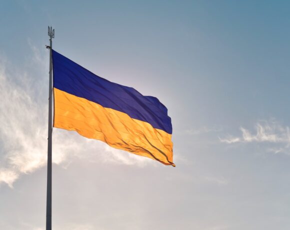 Канцелярія парламенту не прибиратиме кольори українського прапора з аккаунтів в соціальних мережах