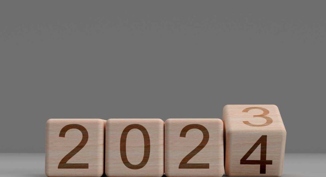 Все самые важные изменения, которые вступят в силу с 2024 года