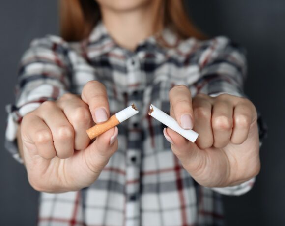 Вопрос дня: правильно ли, чтобы один человек решал судьбу курильщиков всего дома?