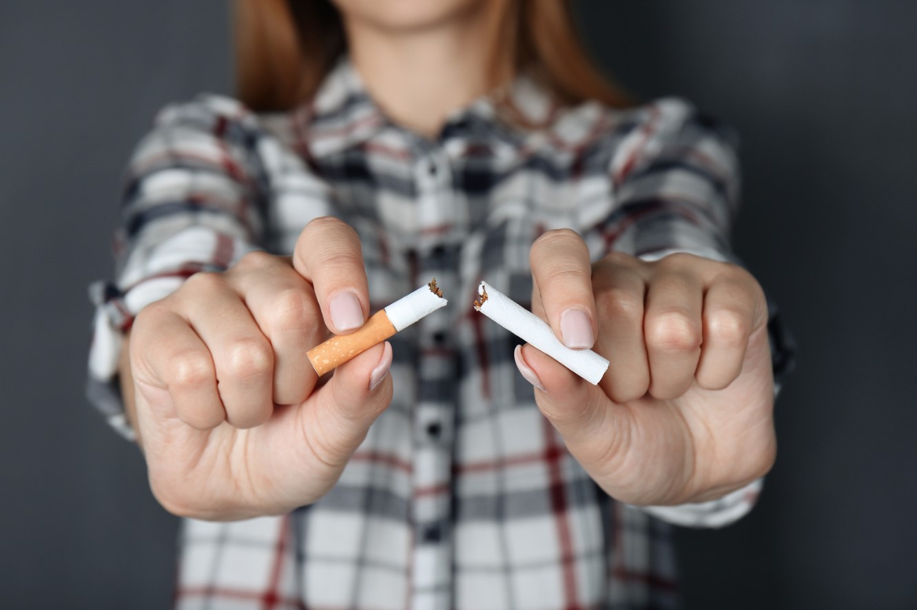 Вопрос дня: правильно ли, чтобы один человек решал судьбу курильщиков всего дома?
