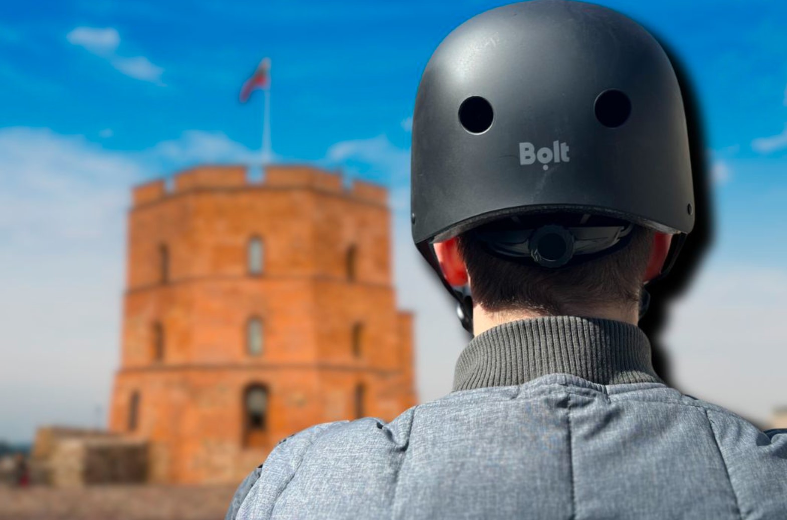 Не прошло и месяца: шлемы для электросамокатов напрокат в Вильнюсе «исчезли»