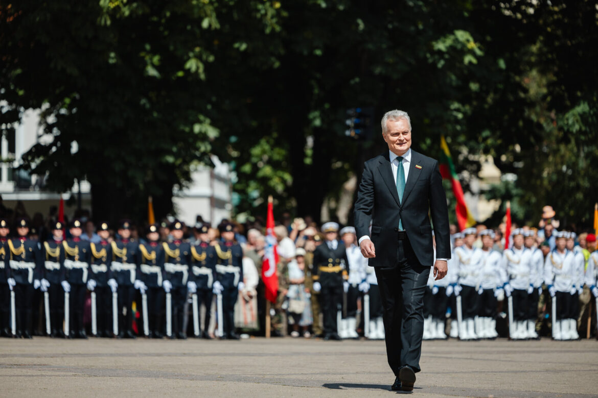 resize 1920x1200 240706 valstybes veliavu pakelimo ceremonija eitvydas kinaitis 006