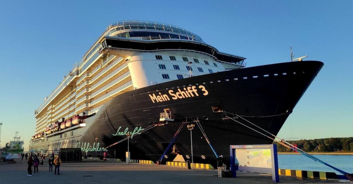 Лайнер Mein Schiff 3 впервые гостит в Клайпеде