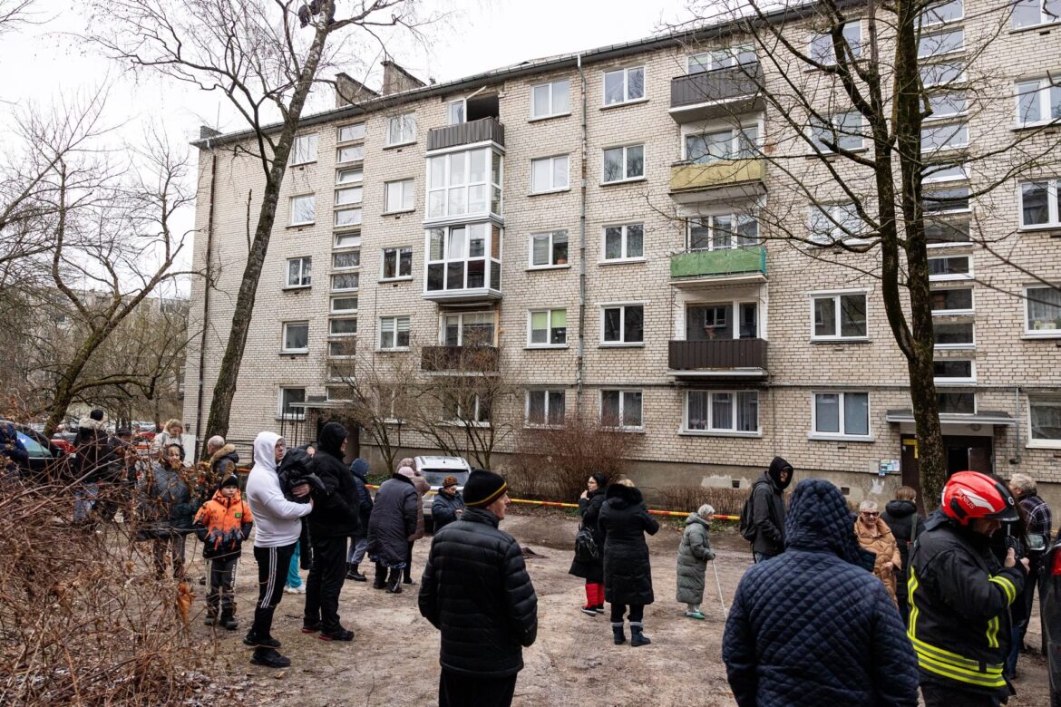 Запрет на экспорт товаров двойного назначения, взрыв в многоэтажке на улице Dzūkų в Вильнюсе, внедрение видеонаблюдения и записи звука при оказании медуслуг и другие новости