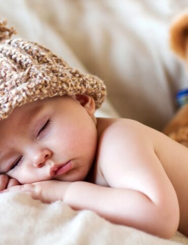 Масштабное исследование рождаемости, звукозаписывающее устройство в штабе социал-демократов, рост числа медведей в лесах и другие новости