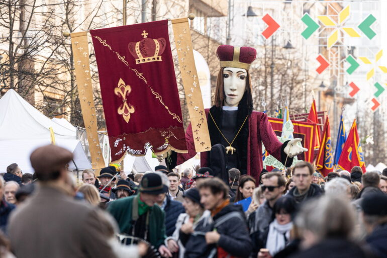 Афиша. Ярмарка Казюкаса, сеанс для вязальщиц в Skalvija, конференция «Деньги женщины», Kino pavasaris, празднование Дня независимости, спектакли, фестивали и концерты