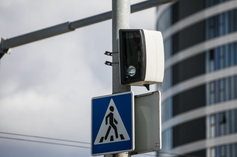 В Вильнюсе тестируют новые скрытые камеры контроля скорости