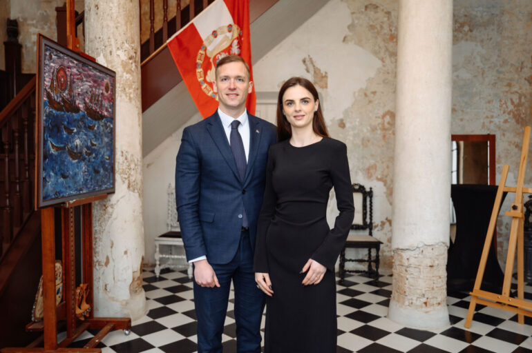 resize 1200x900 d4 zyp 2