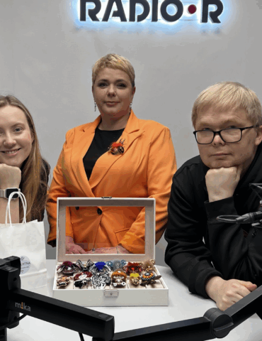 Brošės, vaikai ir drąsa: kaip keturių vaikų mama Tatjana Pidburtna iš hobio susikūrė savo juvelyrinį pasaulį