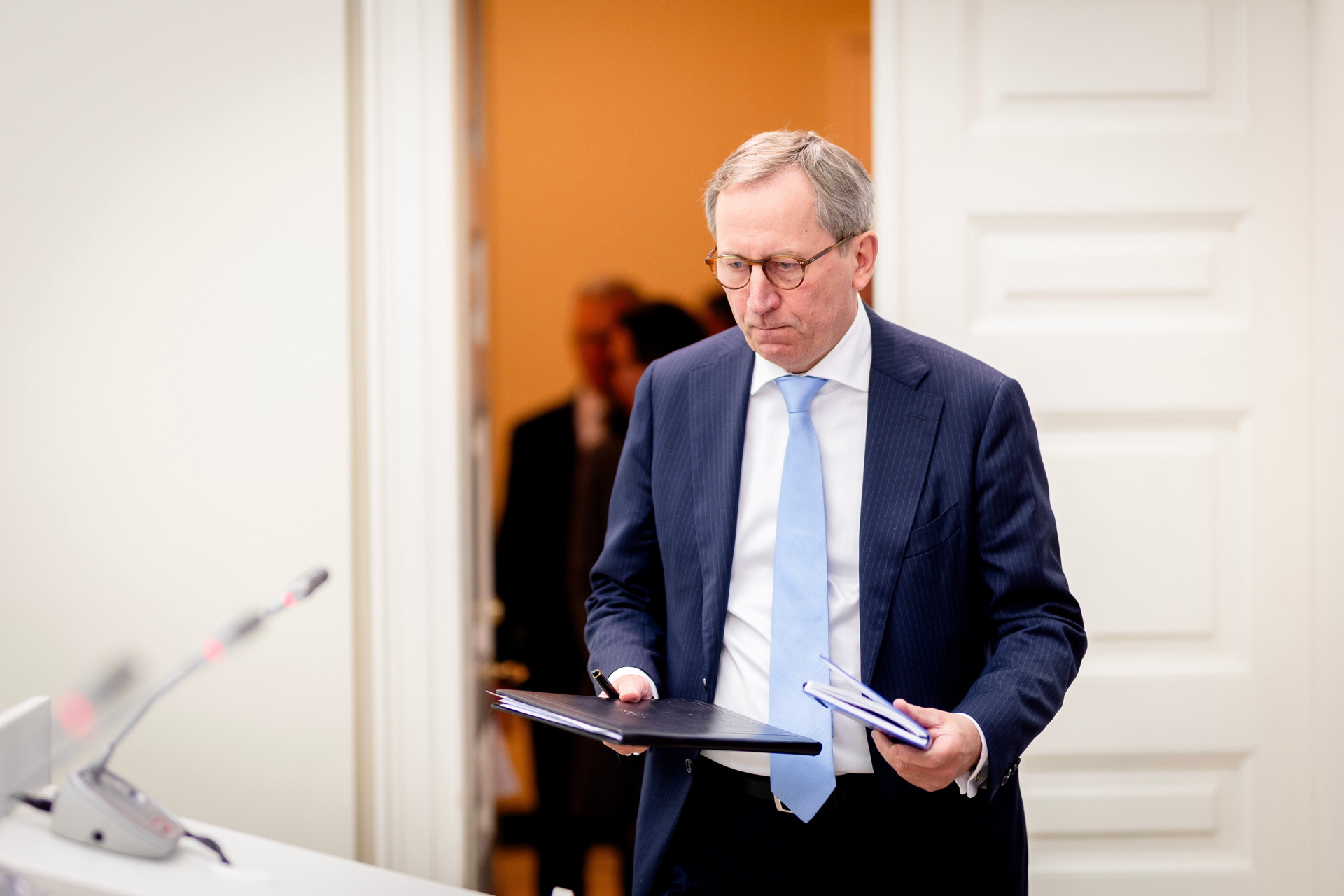 Выгода самоуправлениям от строительства полигонов, сбор за мелкие посылки из-за рубежа, рождественский караван Coca-Cola в Вильнюсе и другие новости На фото - Дейвидас Матулионис. Nuotr. - Lukas Balandis/BNS