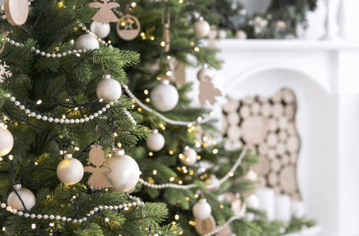 Лайфхак: как продлить жизнь рождественской ёлочке 