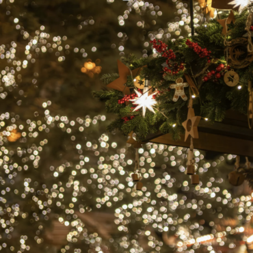 Афиша. Riga Stand Up в Вильнюсе, обновлённая Ледовая арена в Паневежисе, марафон Tai Bent, концерты, шоу, «Солнечное Рождество» и множество рождественских историй в разных городах страны