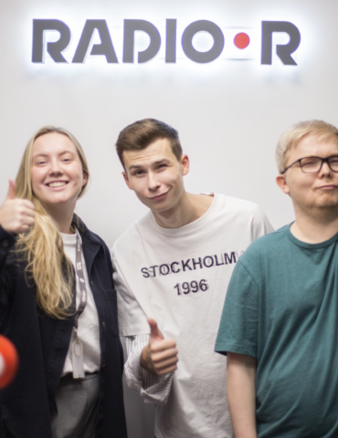 В программе «Соль и перец» — фокусник Алан Гладков. О магии без границ, тайном комьюнити фокусников и волшебстве в руках у зрителей