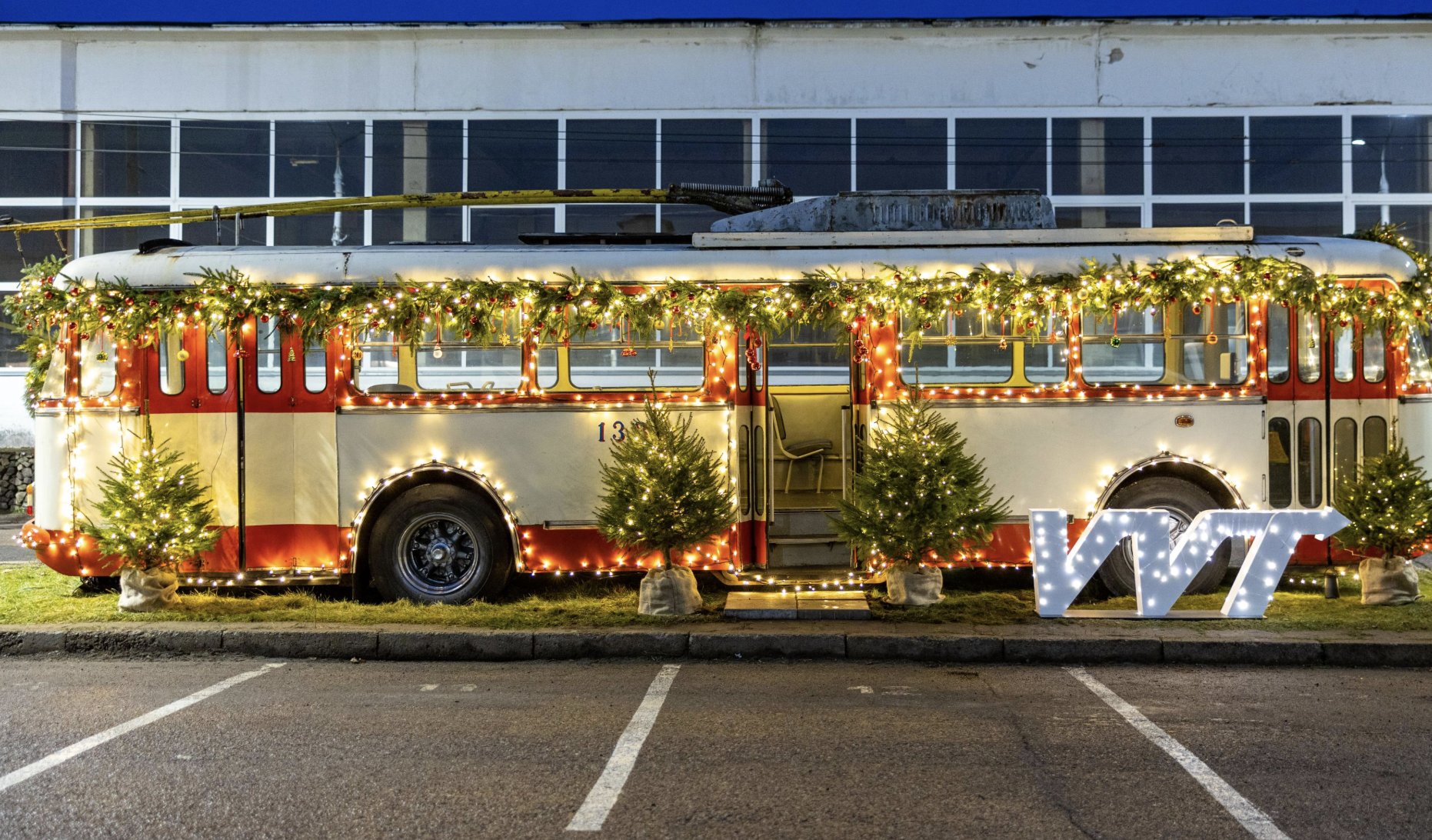 Компенсация за няню родителям-студентам, ёлочка за сданную кровь в акции Eglutė gyvenimui, рождественский стол глазами литовцев и другие новости VVT nuotr.