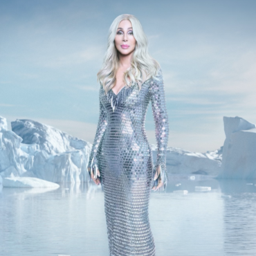 Cher - «Christmas Is Here»