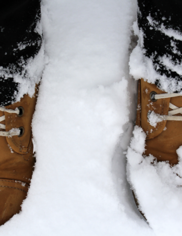 Как быстро высушить мокрую обувь