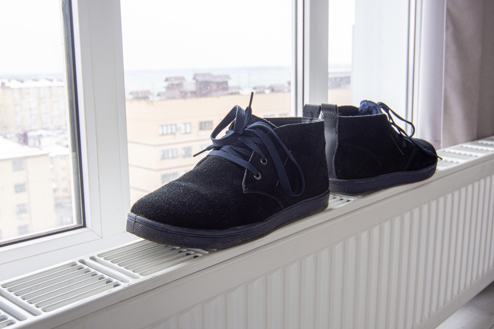 Лайфхак: как быстро высушить мокрую обувь Как быстро высушить мокрую обувь