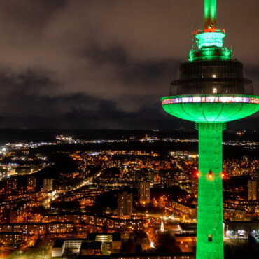 Новый порядок призыва, рост минимального взноса PSD, вращающийся ресторан и подсветка в Вильнюсской телебашне и другие новости