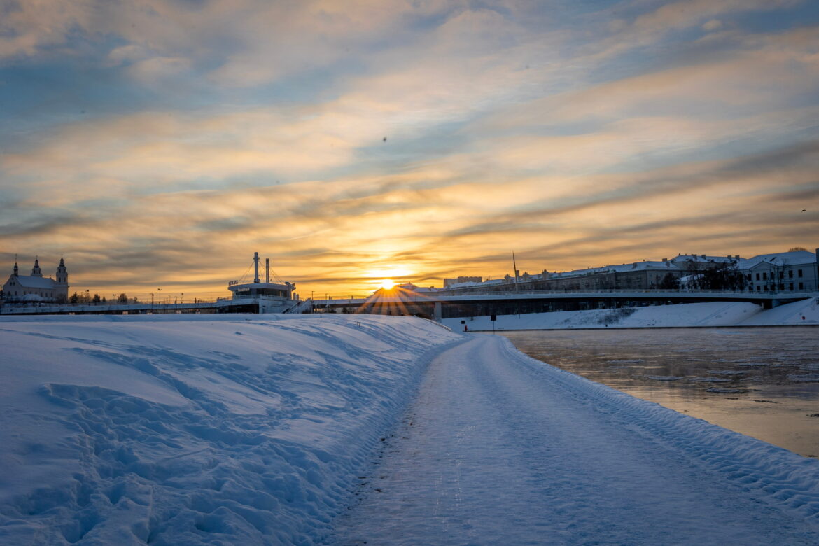 Стабильная ситуация с уровнем воды в реке Нерис, дата пробного экзамена по литовскому языку, 9 новых образовательных учреждений в столице и другие новости