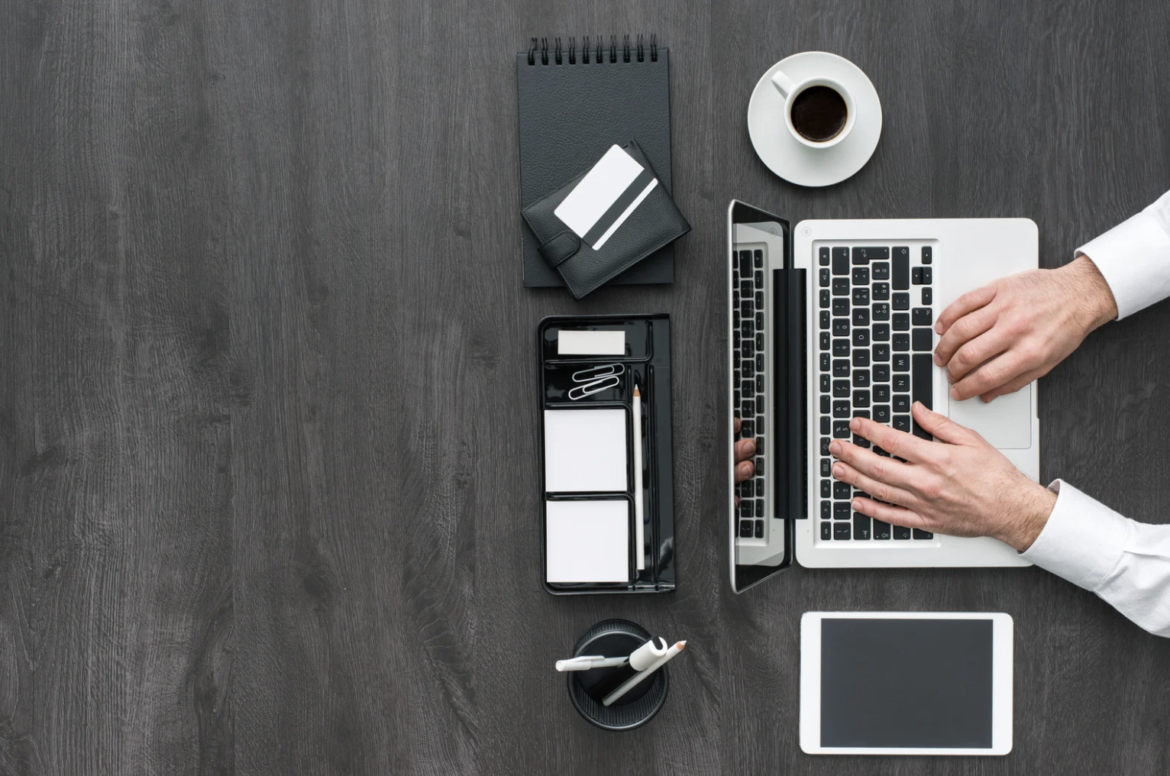 Ухудшенное эмоциональное состояние 26% сотрудников, сложная дорожная ситуация во многих городах, уникальная операция в клиниках Santaros и другие новости