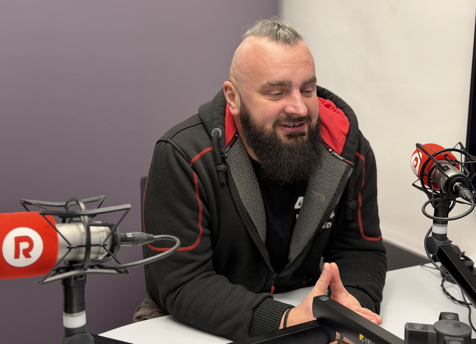 «Не паникуйте и не давите на газ»: как работает SOS 4×4 United и кто спасает застрявших на дорогах «Не паникуйте и не давите на газ»: как работает SOS 4×4 United и кто спасает застрявших на дорогах