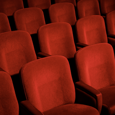 Афиша. Баскетбольный матч, чемпионат по стендапу, шоу Disco Polo, «Зойкина квартира», «Любопытный слонёнок» и другие мероприятия