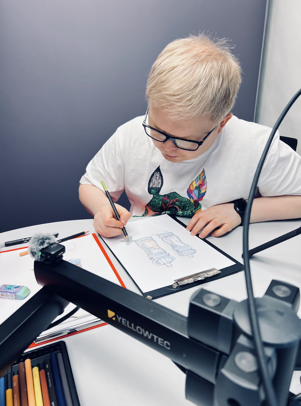 «Рисовать могут все»: Оксана Ражко — о фантазии, творчестве и суперспособностях детей и взрослых