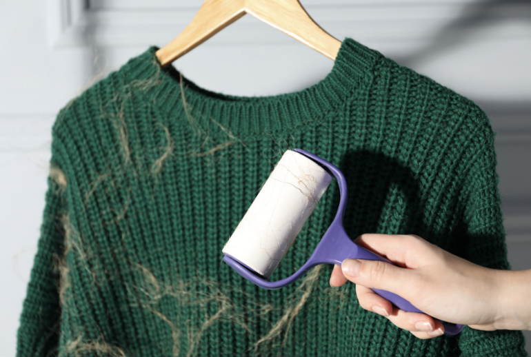 Как сделать так, чтобы к одежде не липли пыль, волосы и ворс