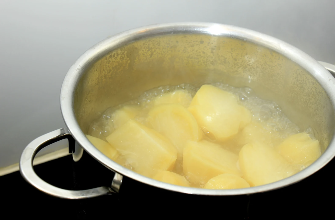 Как быстро сварить картофель?