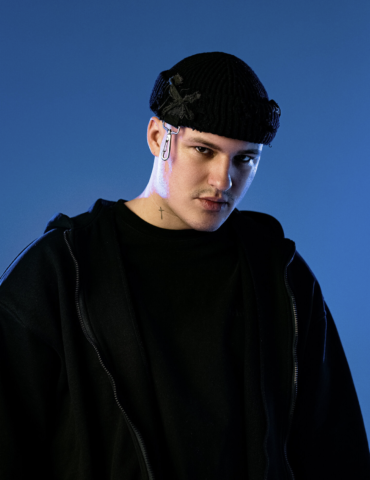 HOLLYFLAME – «Тону»