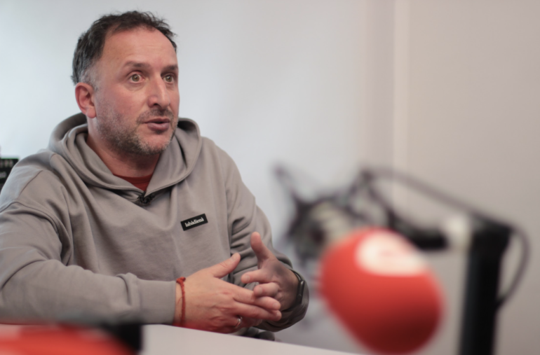 Эрнест Алесин: «Радио — как театр. Если будешь неискренним, слушатели сразу это почувствуют»