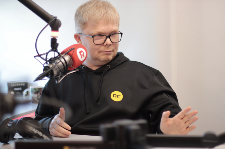 «Добрее и лучше наших радиослушателей нет никого»: Гинтарас Зукас о любимой аудитории и о работе в эфире