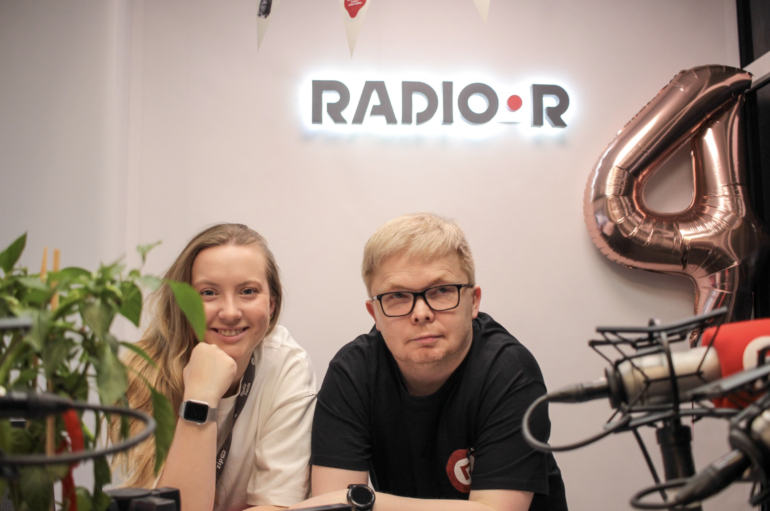 Эвелина Никанорова: «Не считаю себя популярной, считаю себя обычным простым человеком»