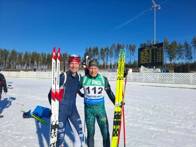 Биатлонист из Неменчине завоевал две медали на чемпионате мира ветеранов