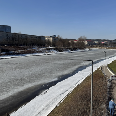 В Вильнюсе на реке Нерис начался ледоход