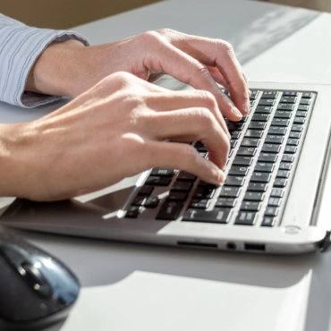 В Шяуляйском регионе растёт спрос на квалифицированных специалистов