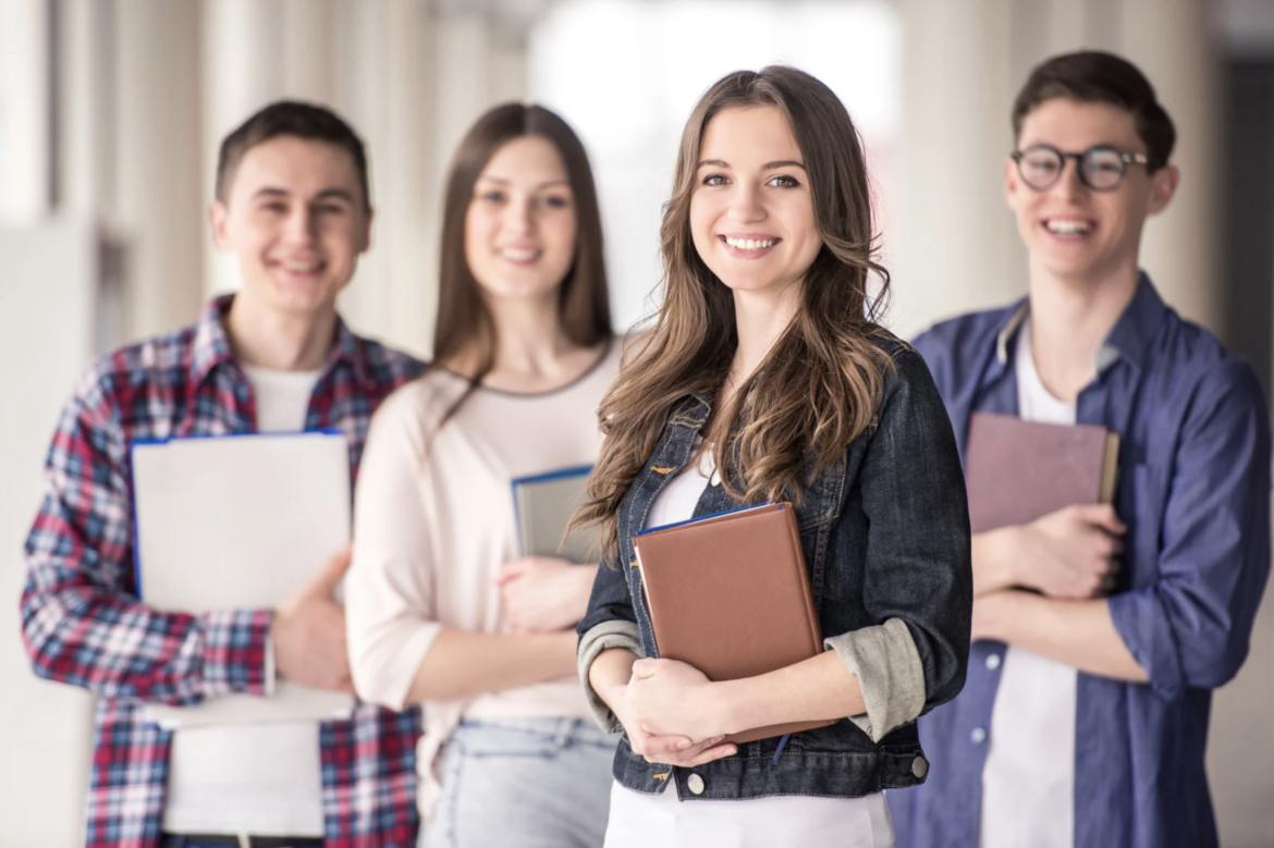 План финансируемых учебных мест на 2026 год, ужесточение контроля за иностранными студентами, создание военного полигона у Капчяместиса и другие новости