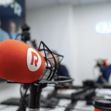 25 лет RADIO•R: гости, музыка и настроение в прямом эфире