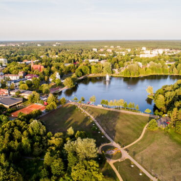 Афиша. ART Velykos в Друскининкай, «Клайпедская музыкальная весна», поход «Янтарный путь» в Паланге, цирковые ветры в Алитусе, спектакли и концерты